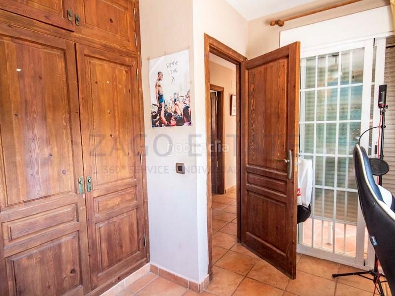 Foto 40e1a5b9-051b-4d5b-9b5e-256306dc3c64. Chalet in n/a in La Nucia Pueblo Nucia (la)