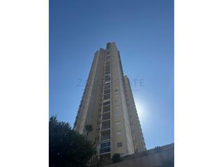 Location Appartement à Calle presidente adolfo suarez 24. Piso en planta alta con vistas al mar  larga temporada  vía parq