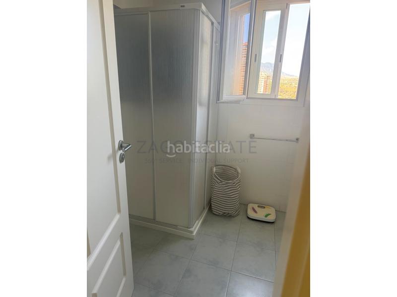 Foto e91949bf-3617-4056-9ae1-dc926244796d. Rent flat in calle presidente adolfo suarez 24 in Benidorm
