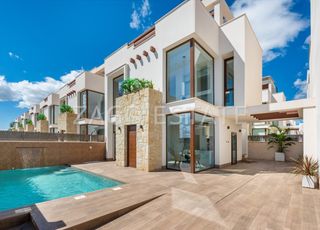 Casa a Pueblo Bravo