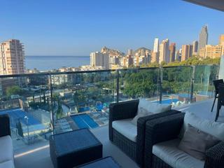 Lloguer Pis a Avenida villajoyosa la 12. Alquiler de piso en sunset drive  benidorm