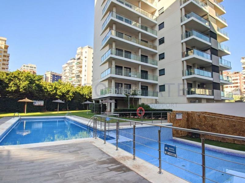 Foto 26509bcd-ea0f-4d07-a323-a1a611f0d902. Lloguer apartament amb aparcament a Cala Alta-Veramar Vila Joiosa (la)