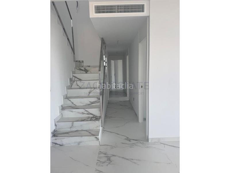 Foto 1bde86ef-0d5b-4334-a9d2-38909974dcd7. Dachwohnung in calle presidente adolfo suarez in Via Parque Benidorm