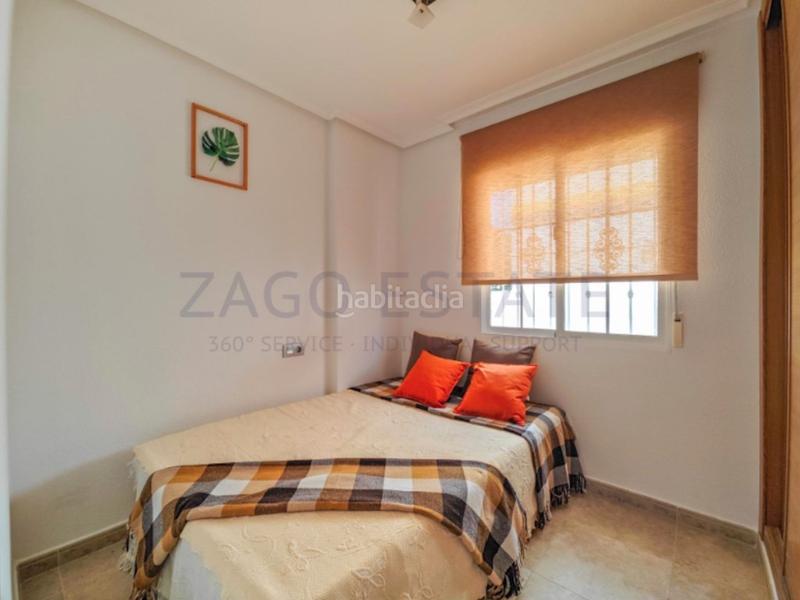 Foto 36758841-dca3-4b60-83ca-a2666758ce7c. Chalet mit parking in Torreblanca Torrevieja