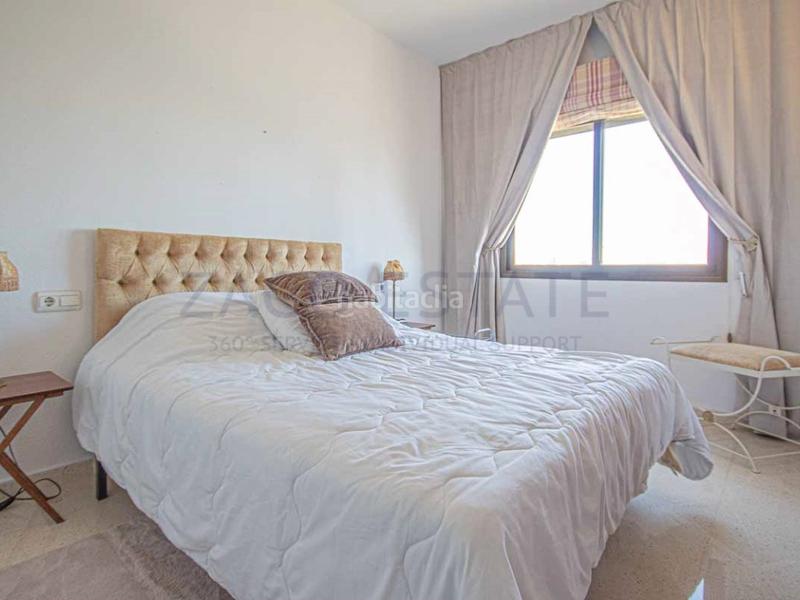 Foto 13d14935-7cbd-4b1a-ae4d-59a567df64fe. Flat with parking pool in Playa Poniente Benidorm