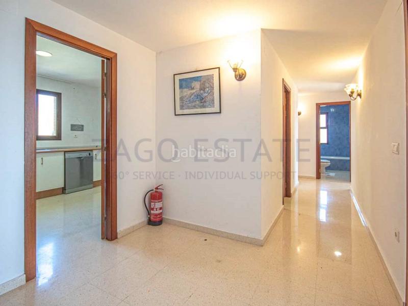 Foto 4d0e219c-fe49-4983-8bb7-ebc7736dd066. Flat with parking pool in Playa Poniente Benidorm