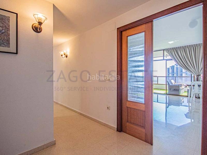 Foto 5d85222f-3fe7-4bad-b8d8-dc70c8c37cf0. Flat with parking pool in Playa Poniente Benidorm