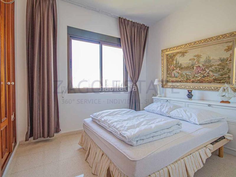 Foto c583b474-992a-475c-91bf-a2eece98670c. Flat with parking pool in Playa Poniente Benidorm