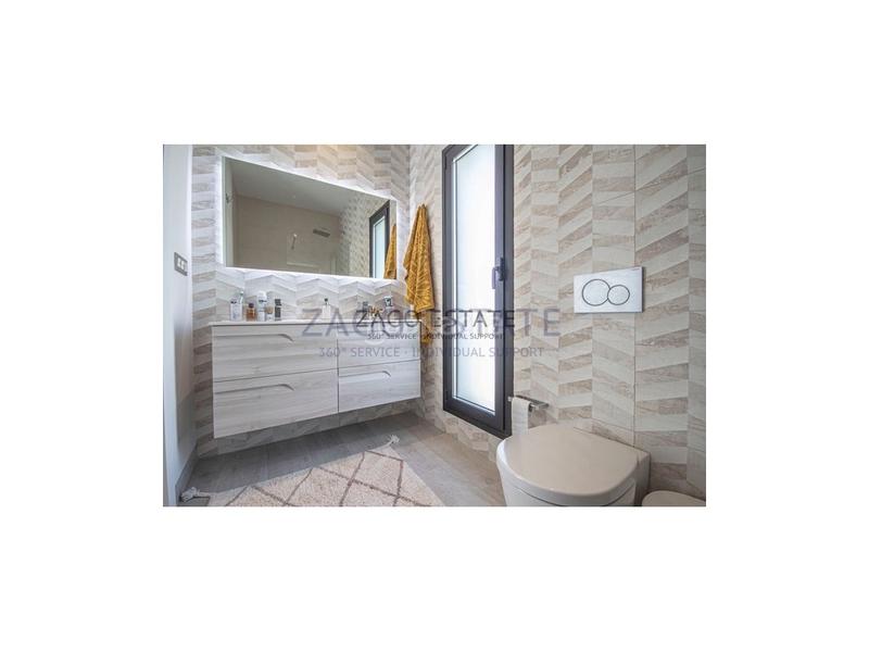 Foto 2cb9cb79-78b2-4c6e-bd8e-a806542d7c9c. Casa con parcheggio in balcón de Finestrat-terra marina Finestrat