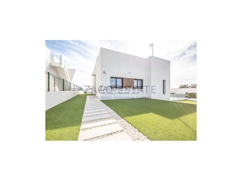 Foto 9047296e-e151-460f-89d9-13cb0ac50851. Casa con parcheggio in balcón de Finestrat-terra marina Finestrat