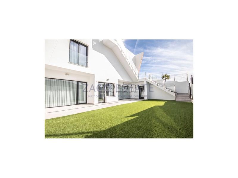 Foto b5883bae-55bf-4ef3-ad3b-fbbb570cc9cd. Casa con parcheggio in balcón de Finestrat-terra marina Finestrat