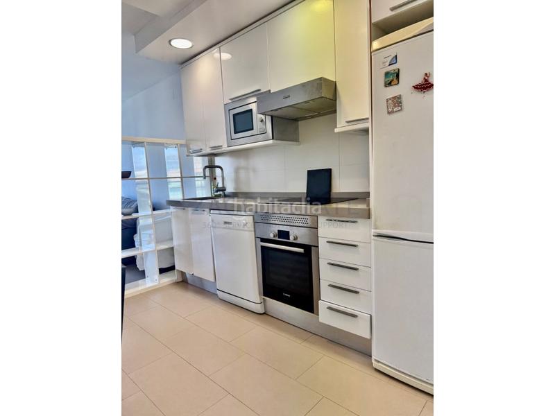 Foto 2903b4d3-14c8-46cd-8862-bd034b262d31. Rent flat in calle la cala 2 in Playa Poniente Benidorm