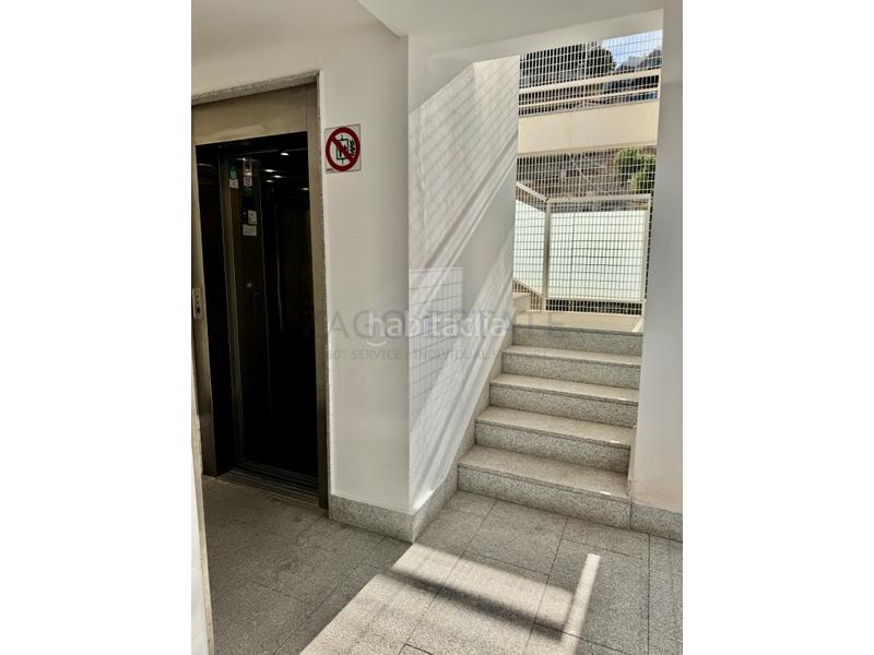 Foto b6a0418b-b3c3-45d6-85a9-ca0b77b7d661. Rent flat in calle la cala 2 in Playa Poniente Benidorm