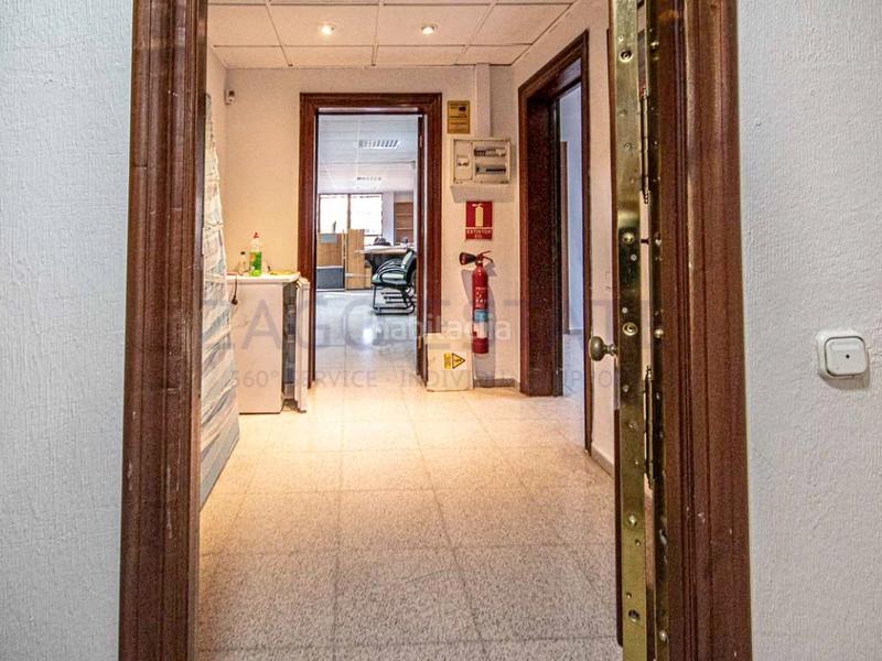 Foto bb3aa804-eeb1-44b7-83ca-c853464ff9c3. Locale commerciale in Juzgados - Plaza de Toros Benidorm