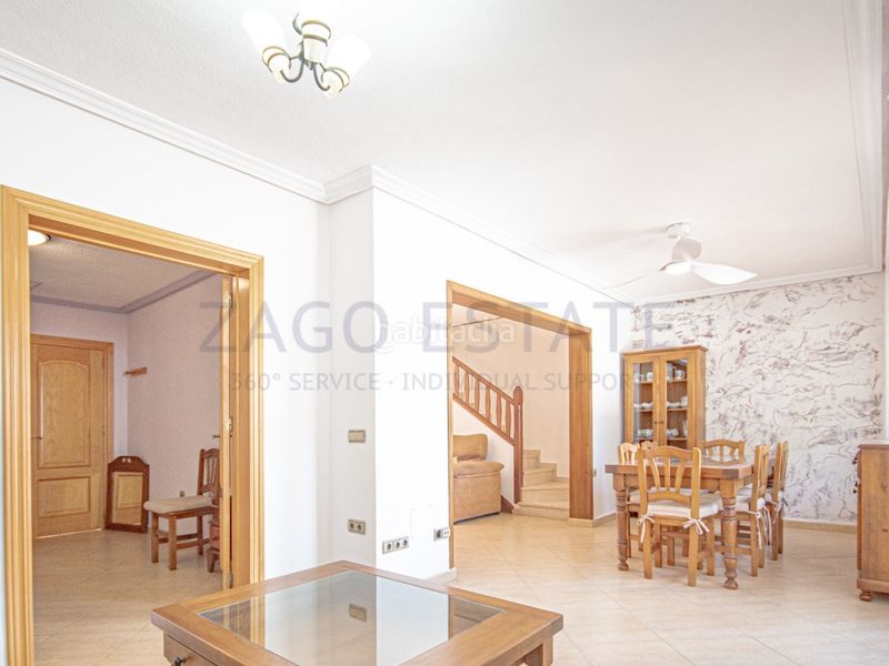 Foto 2b0b0874-8a23-4687-aec8-a7a0fb3a6611. Casa adosada espectacular casa pareada en la nucía calidad de vida en una ubicación privilegiada en Nucia (la)