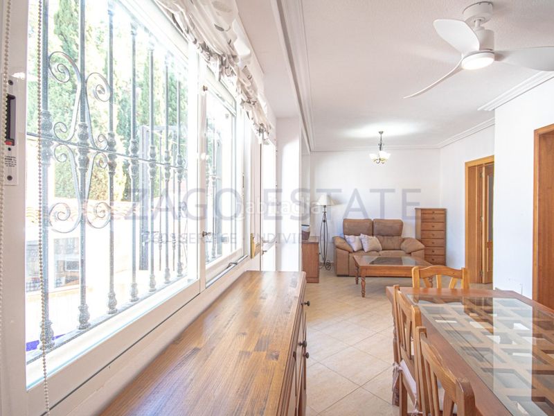 Foto 79c3b49e-d3c4-4e3c-85a5-74c44f48aff7. Casa adosada espectacular casa pareada en la nucía calidad de vida en una ubicación privilegiada en Nucia (la)