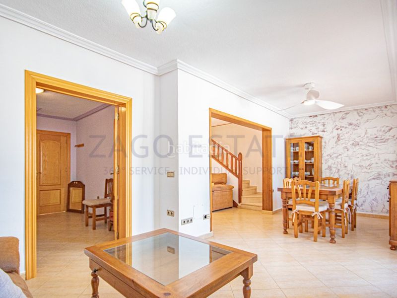 Foto fec26b4e-4f1a-46bc-ac71-e4ab1ef92776. Casa adosada espectacular casa pareada en la nucía calidad de vida en una ubicación privilegiada en Nucia (la)