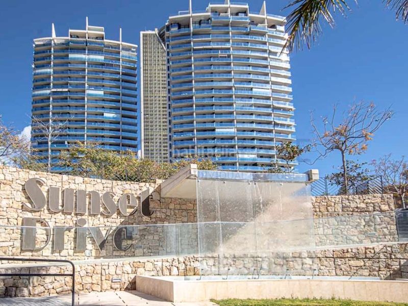 Foto 09269d8e-5bb8-493d-8adc-06055114ebd5. Rent flat with parking pool in Playa Poniente Benidorm