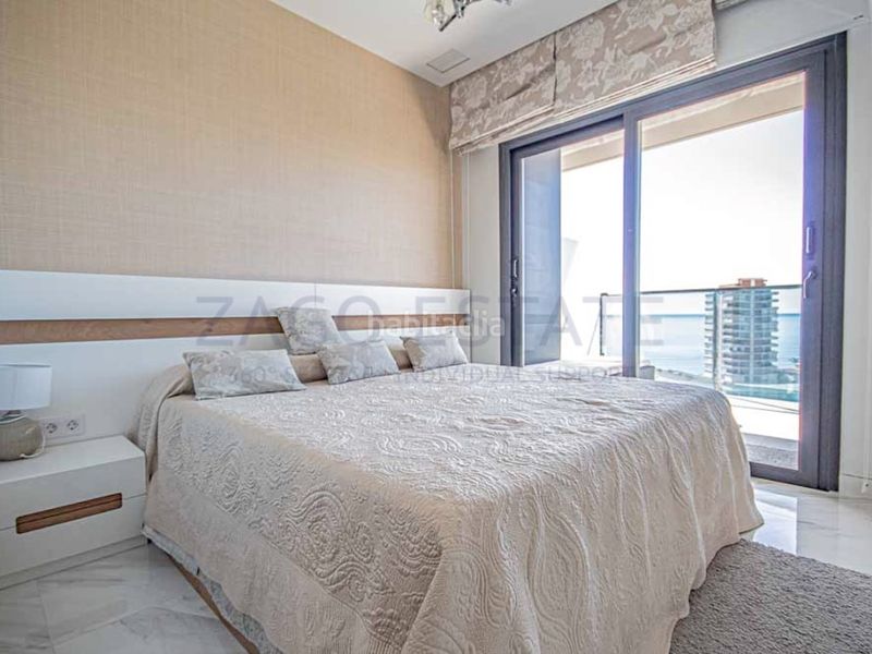 Foto b22a8378-171b-4ffc-bdfe-399f835be811. Rent flat with parking pool in Playa Poniente Benidorm
