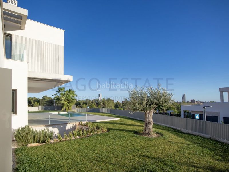 Foto d000f3ab-c934-40ec-8540-c79416258125. Casa a Golf Bahía Finestrat