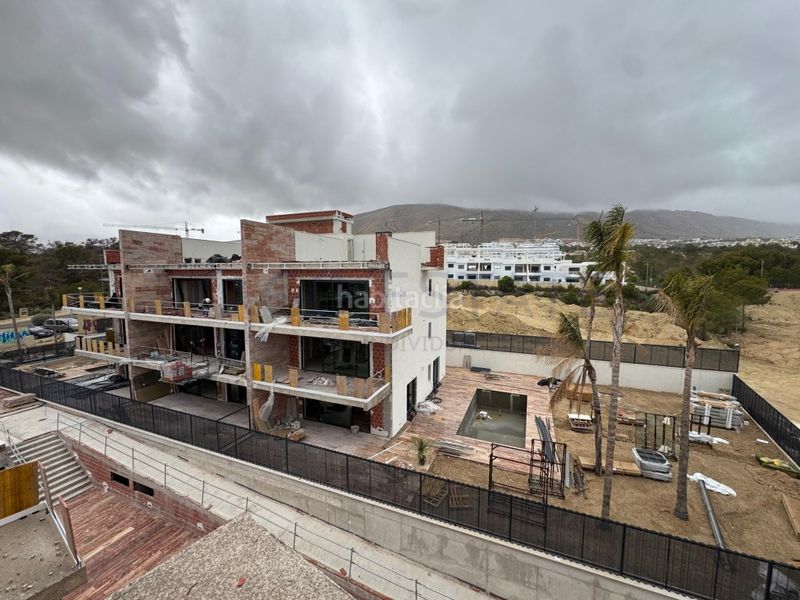 Foto 663b87b7-1a9d-43f8-b243-3c51335835ca. Apartament amb piscina a balcón de Finestrat-terra marina Finestrat