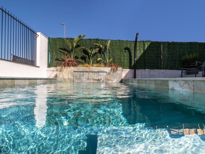 Foto 991ee384-4c45-41e0-b2aa-7220c36742f7. Casa a balcón de Finestrat-terra marina Finestrat