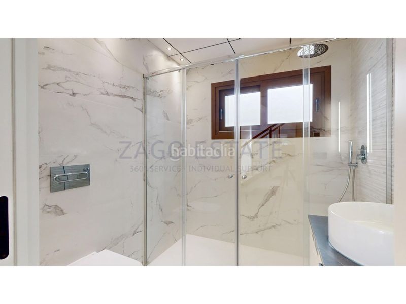 Foto 0b087b7c-568e-4ade-964f-245767f58502. Casa amb piscina a balcón de Finestrat-terra marina Finestrat