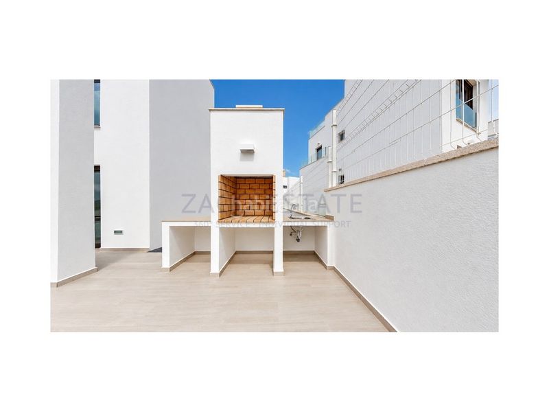 Foto db27e7b6-6fdc-4076-a941-670cdb001931. Casa amb piscina a balcón de Finestrat-terra marina Finestrat