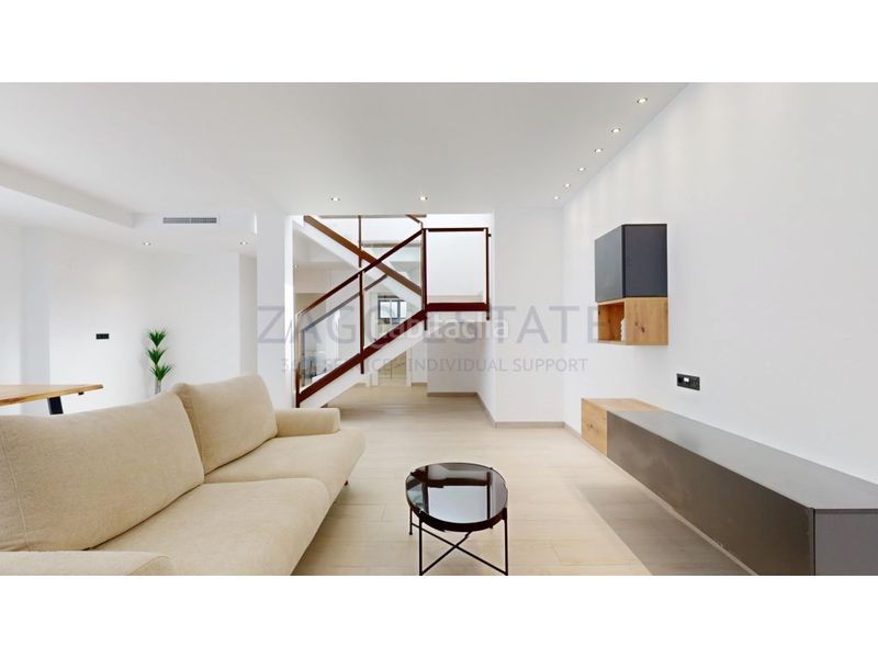 Foto fa35ff1b-d70e-43a7-ad5d-6a94681f0201. Casa amb piscina a balcón de Finestrat-terra marina Finestrat
