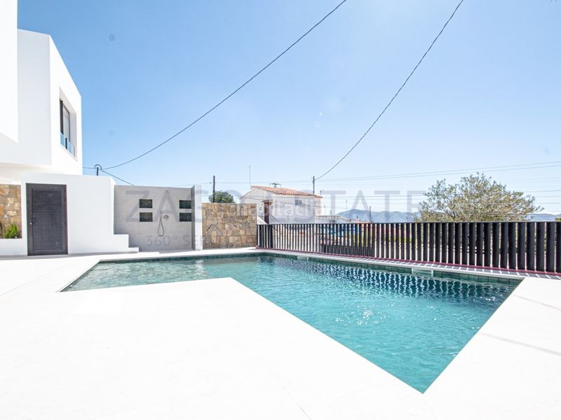 Foto 37e7fde2-21f5-418e-8ee3-615fae32766b. Casa amb aparcament a Escandinavia-Cautivador Alfàs del Pi (l´)