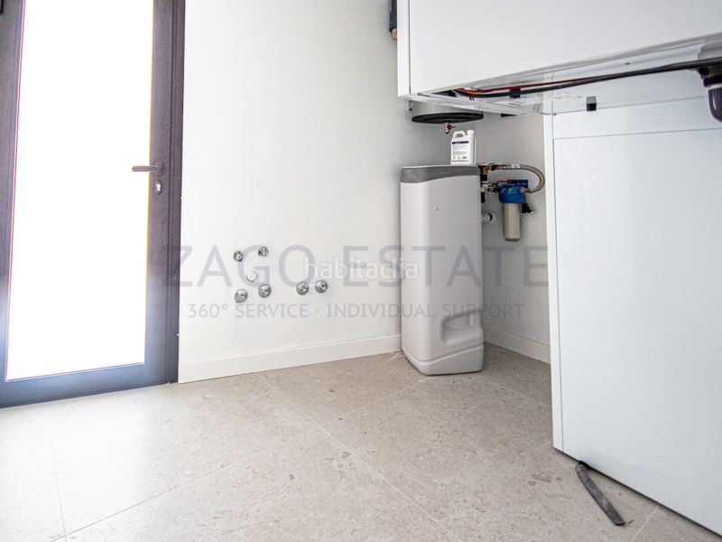 Foto af9195a6-b121-4e58-aca6-805011d7acfd. Casa amb aparcament a Escandinavia-Cautivador Alfàs del Pi (l´)