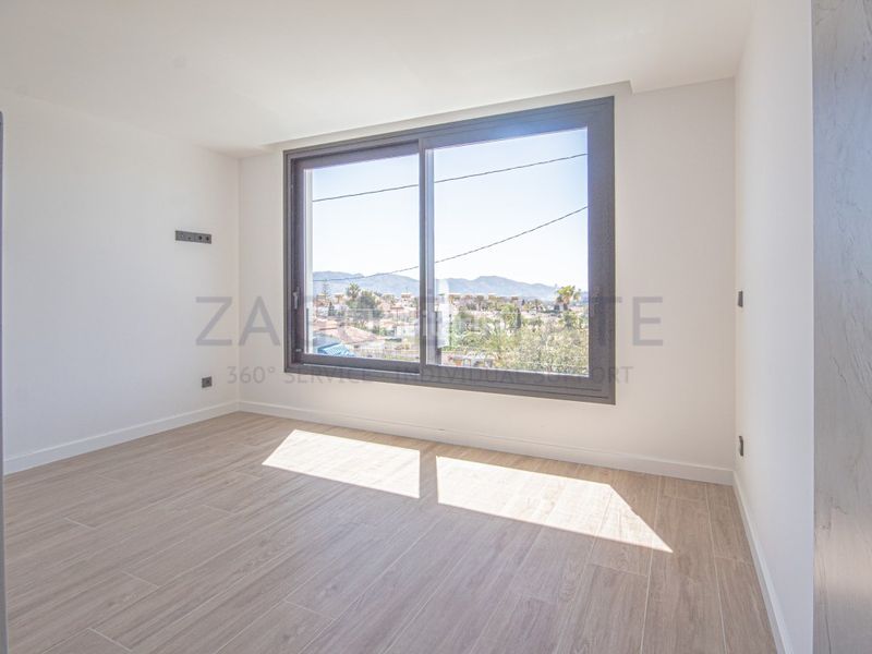 Foto bf5b6acb-5f12-443e-a531-a8de1aab7ab2. Casa amb aparcament a Escandinavia-Cautivador Alfàs del Pi (l´)