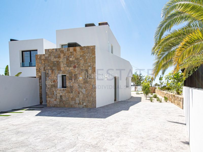 Foto e00fb6e1-c991-4b33-b92b-5a037a24bf2f. Casa amb aparcament a Escandinavia-Cautivador Alfàs del Pi (l´)