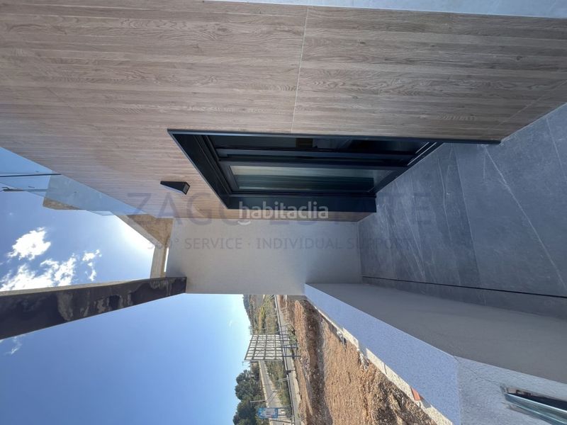 Foto ffda3949-c521-40d8-9641-ebf3c36a98d1. Casa aparellada a balcón de ponoig - Polop paradis - Polop hills Polop