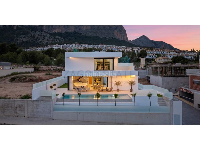 Foto 3bc59617-a4c0-480e-99b2-7c60e0179b7f. Casa a balcón de ponoig - Polop paradis - Polop hills Polop