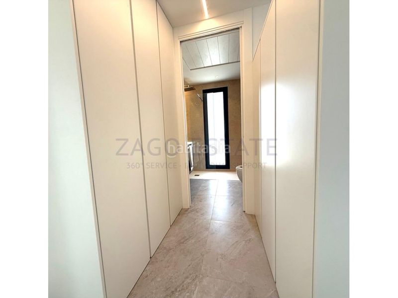 Foto 9cbb8b29-3ffd-4f11-bd23-82a4a5cd4e9f. Casa amb aparcament a balcón de Finestrat-terra marina Finestrat