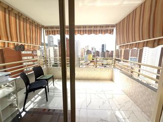 Flat in Avenida roma 9. Se vende acogedor piso en planta alta con espectaculares vistas,