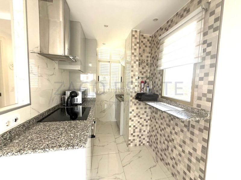 Foto 04d50633-c553-4094-8fa3-84b64f622ca8. Pis a avenida roma 9 a Rincón Alto Benidorm