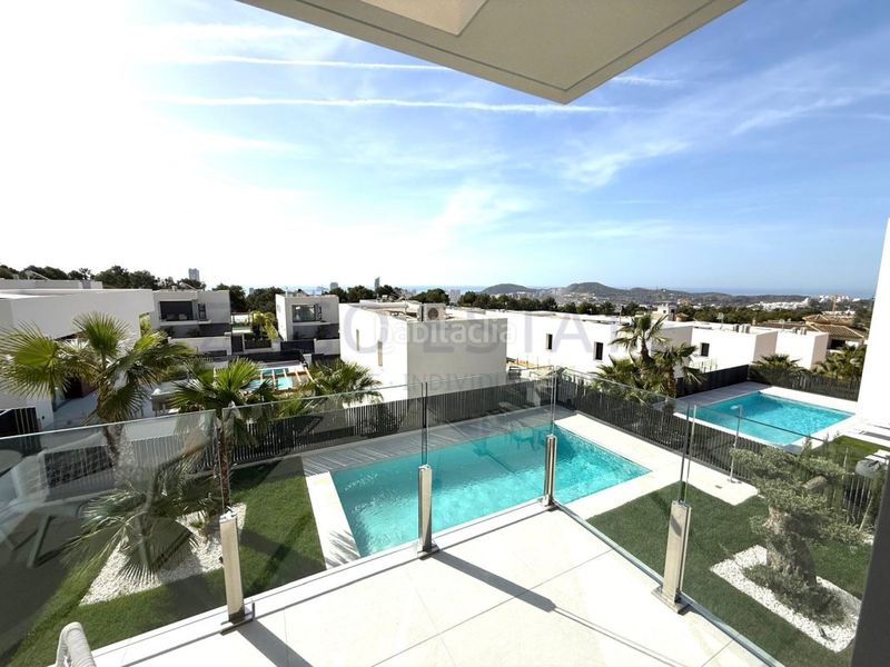 Foto 64688228-6d54-427d-a475-dce91cded779. Casa amb aparcament a Golf Bahía Finestrat