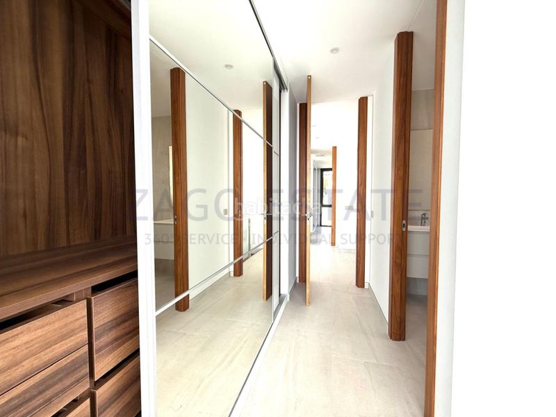 Foto dada6f20-9b66-4c23-b66a-113133649fab. Casa amb aparcament a Golf Bahía Finestrat