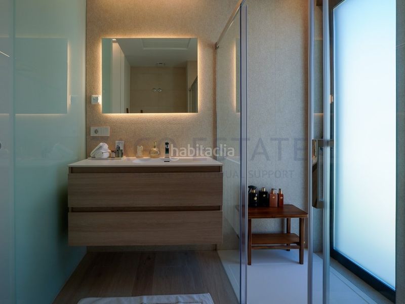 Foto 5e780227-e705-44a6-9123-35fc117470f9. Casa amb aparcament a balcón de Finestrat-terra marina Finestrat