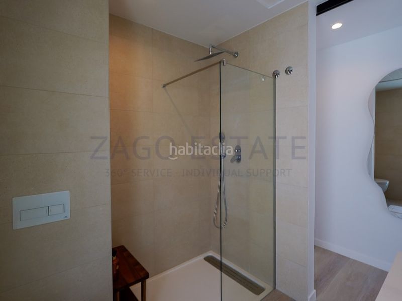 Foto b696d603-9d49-4cbe-b0d0-0ba31a3c8e41. Casa amb aparcament a balcón de Finestrat-terra marina Finestrat