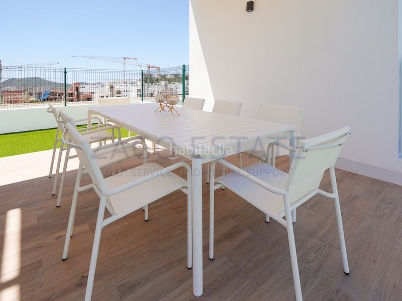 Foto ea5ffd46-e87b-4d97-b54f-11148976884e. Casa amb aparcament a balcón de Finestrat-terra marina Finestrat