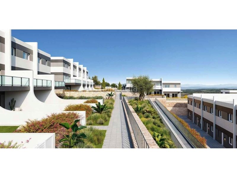 Foto 3732f9bb-e525-42d0-bbe1-4ddbddf5ceec. Casa adossada amb aparcament a balcón de Finestrat-terra marina Finestrat