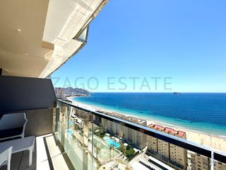 Appartamento  Avenida puerto rico. Venta de espectacular piso en planta alta frente al mar