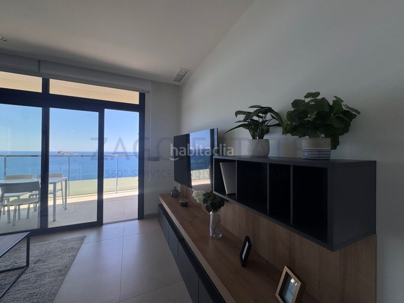 Foto 404cb1c1-5ac2-4c36-8baa-72148f29dd41. Flat with parking in Playa Poniente Benidorm