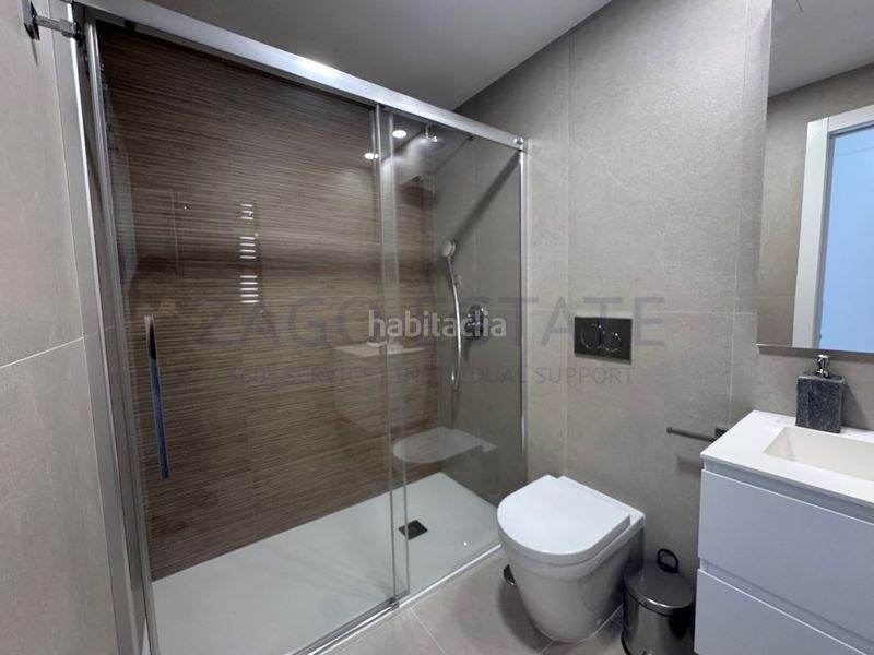 Foto 80c40808-1507-430e-9b61-ee2428427a96. Flat with parking in Playa Poniente Benidorm