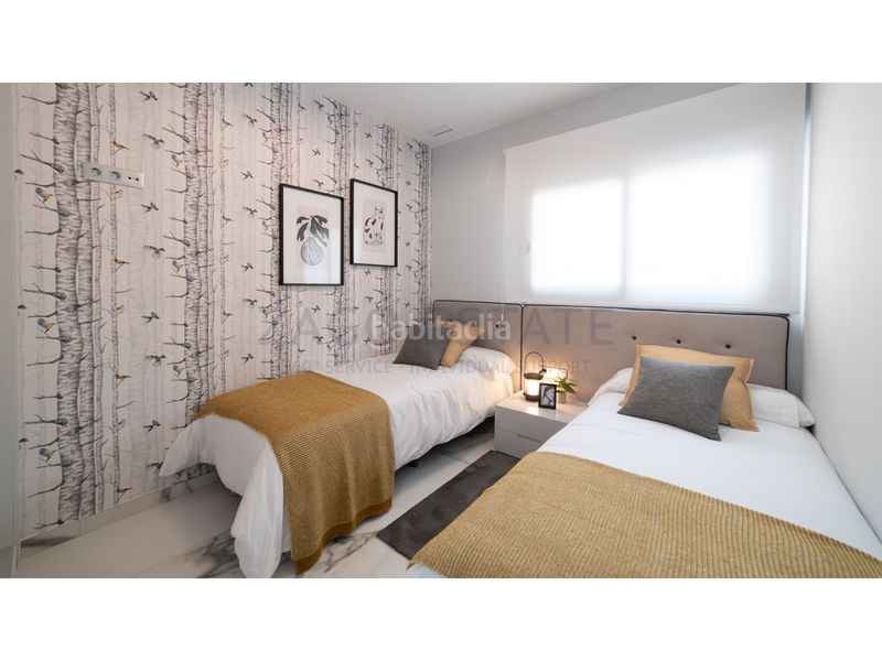 Foto c9589ae6-c5fe-448c-a4a3-3bda8bc8e9b3. Flat with parking in Playa Poniente Benidorm