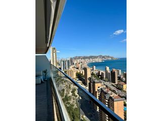 Etagenwohnung  Avenida benissa 1. Vivir frente al mar en playa de poniente, benidorm