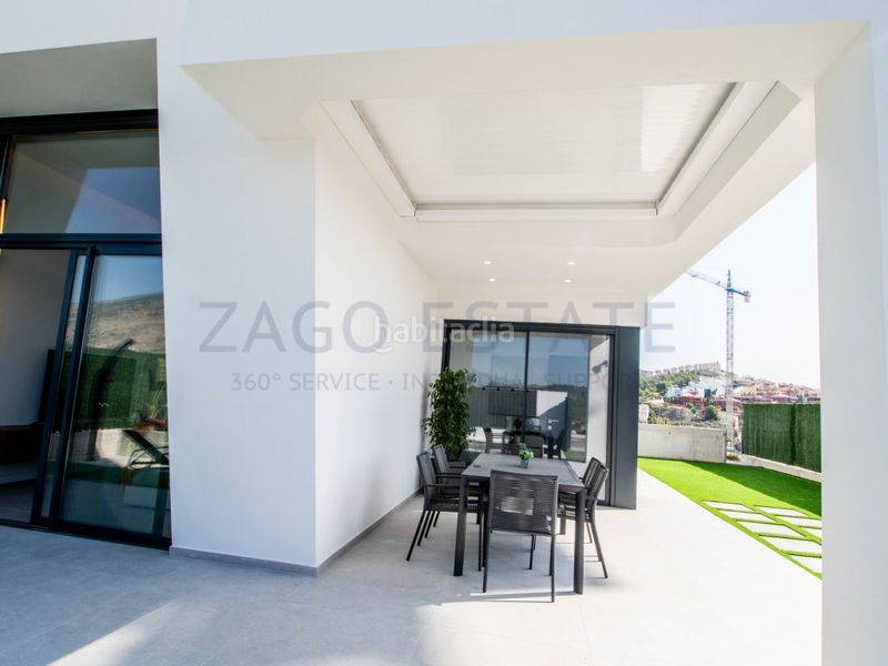 Foto df5d689f-c272-41c7-a984-e7bc53a85a5a. Casa a balcón de Finestrat-terra marina Finestrat